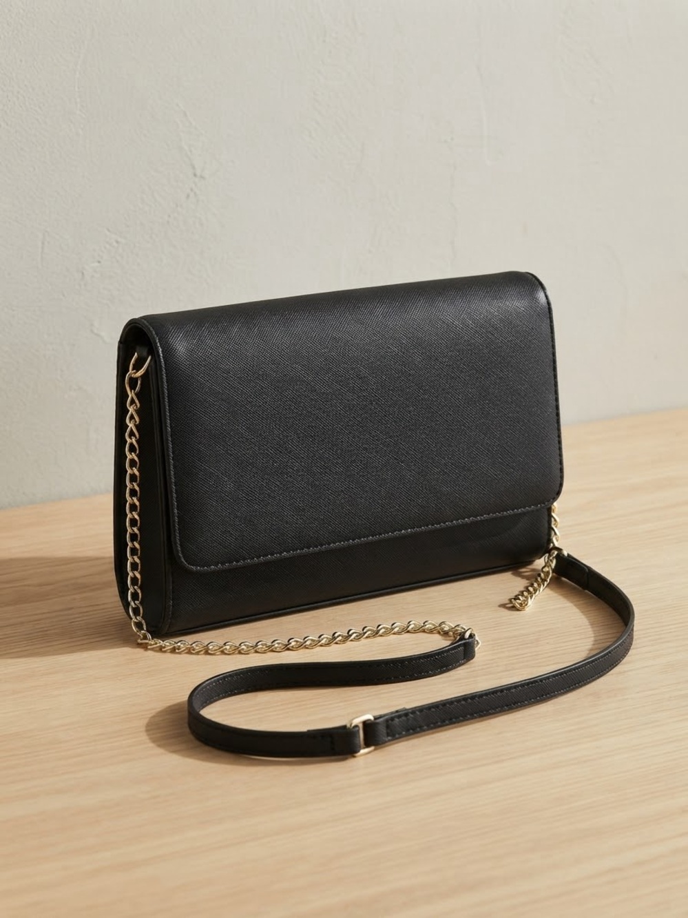 H&M Black faux leather enveloppe Crossbody Bag with Gold Chain